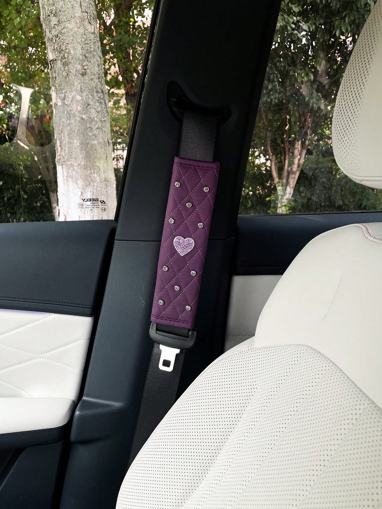 Rhinestone Heart Car Seat Belt Shoulder Pad Cover, Heart Car Interior Decoration, Car Seat Belt Protector, Shoulder Anti-Chafing Protection Pad Cover