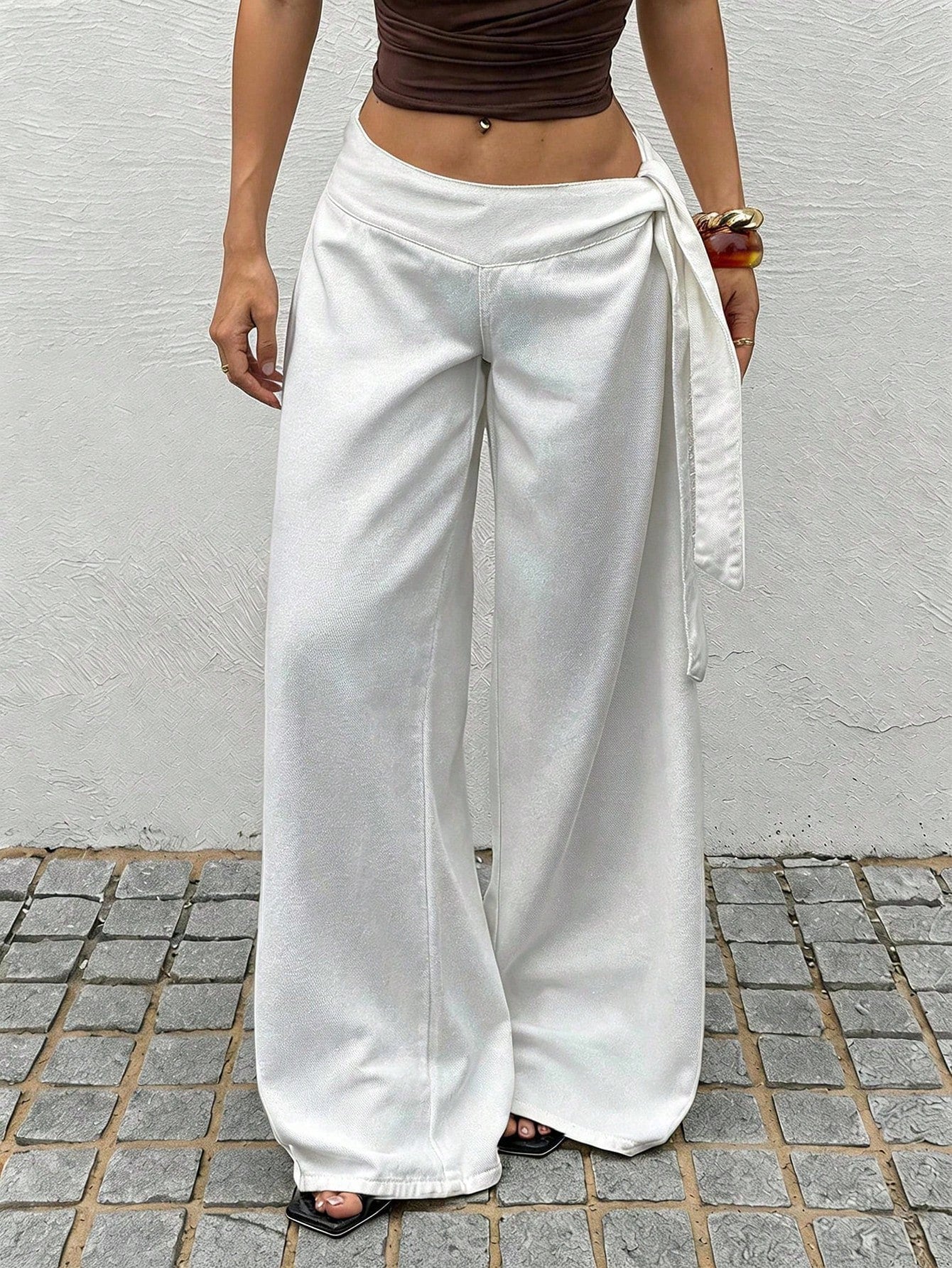 Rivivi Fashionable White Tie-Up Washed Denim Wide-Leg Pants