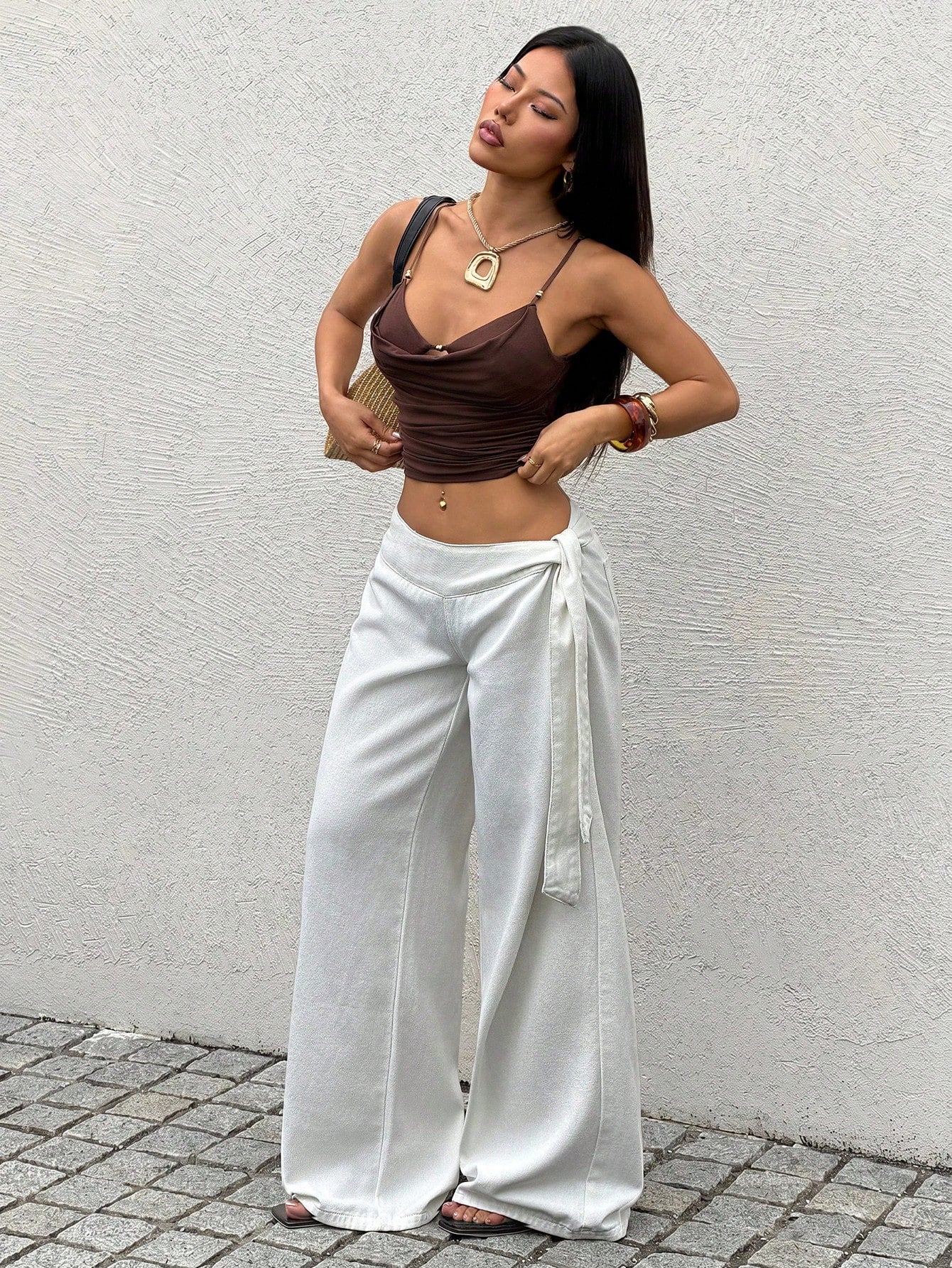 Rivivi Fashionable White Tie-Up Washed Denim Wide-Leg Pants