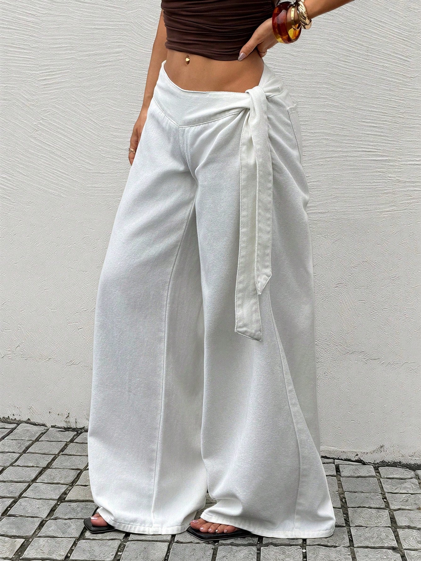 Rivivi Fashionable White Tie-Up Washed Denim Wide-Leg Pants
