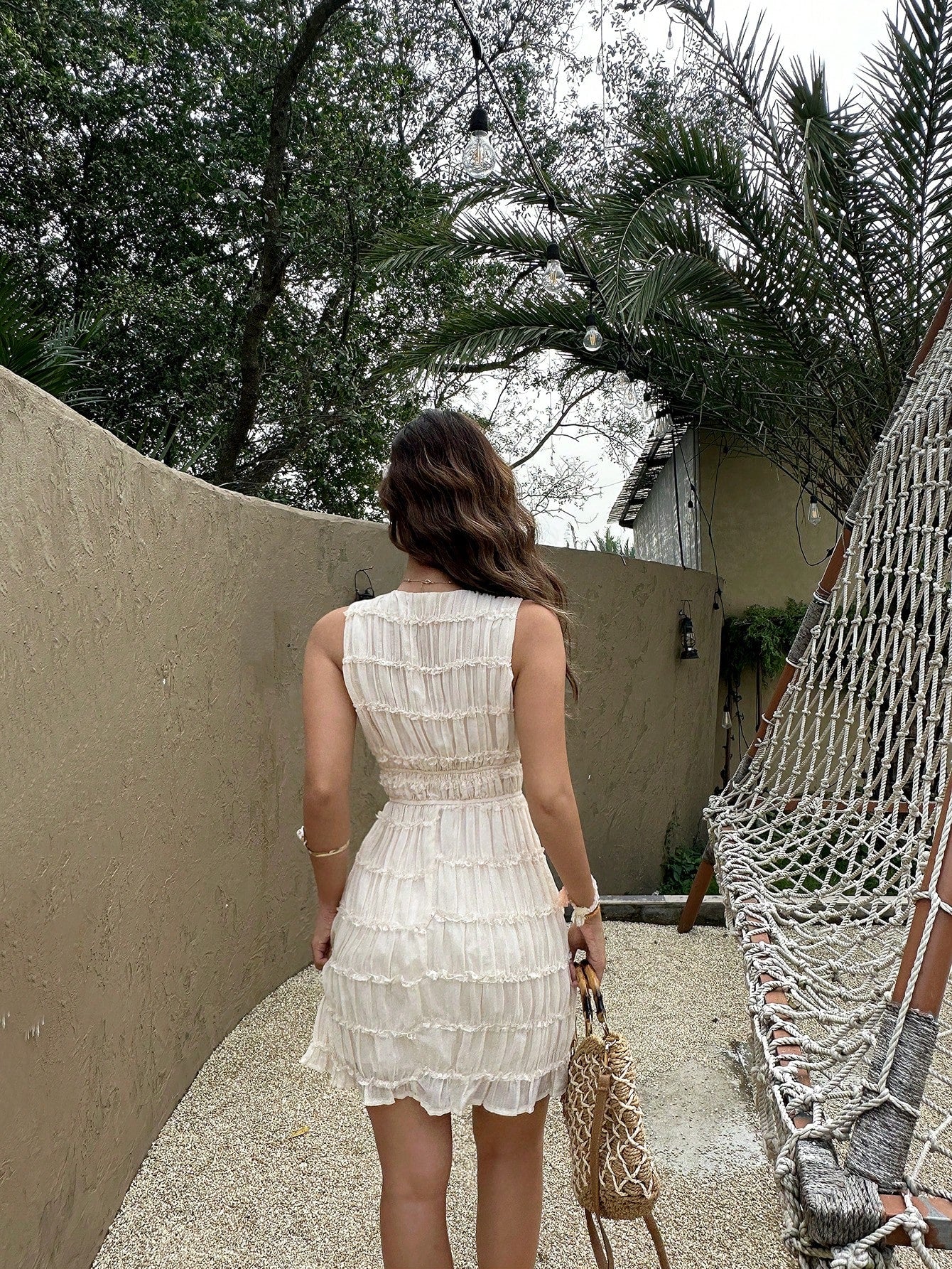 Serisse Women's Deep V Neck Ruffle Midi Dress,Sleeveless Smocked Waist Flowy Summer,Casual,Elegant,Holiday,Vacation,Holiday,Cream White Beach Short Dress