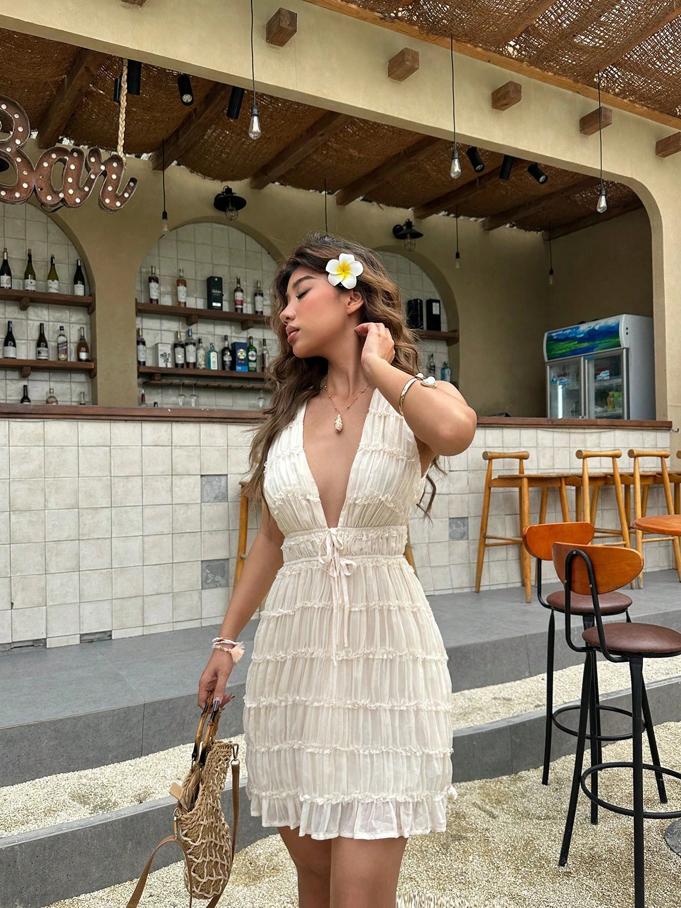 Serisse Women's Deep V Neck Ruffle Midi Dress,Sleeveless Smocked Waist Flowy Summer,Casual,Elegant,Holiday,Vacation,Holiday,Cream White Beach Short Dress