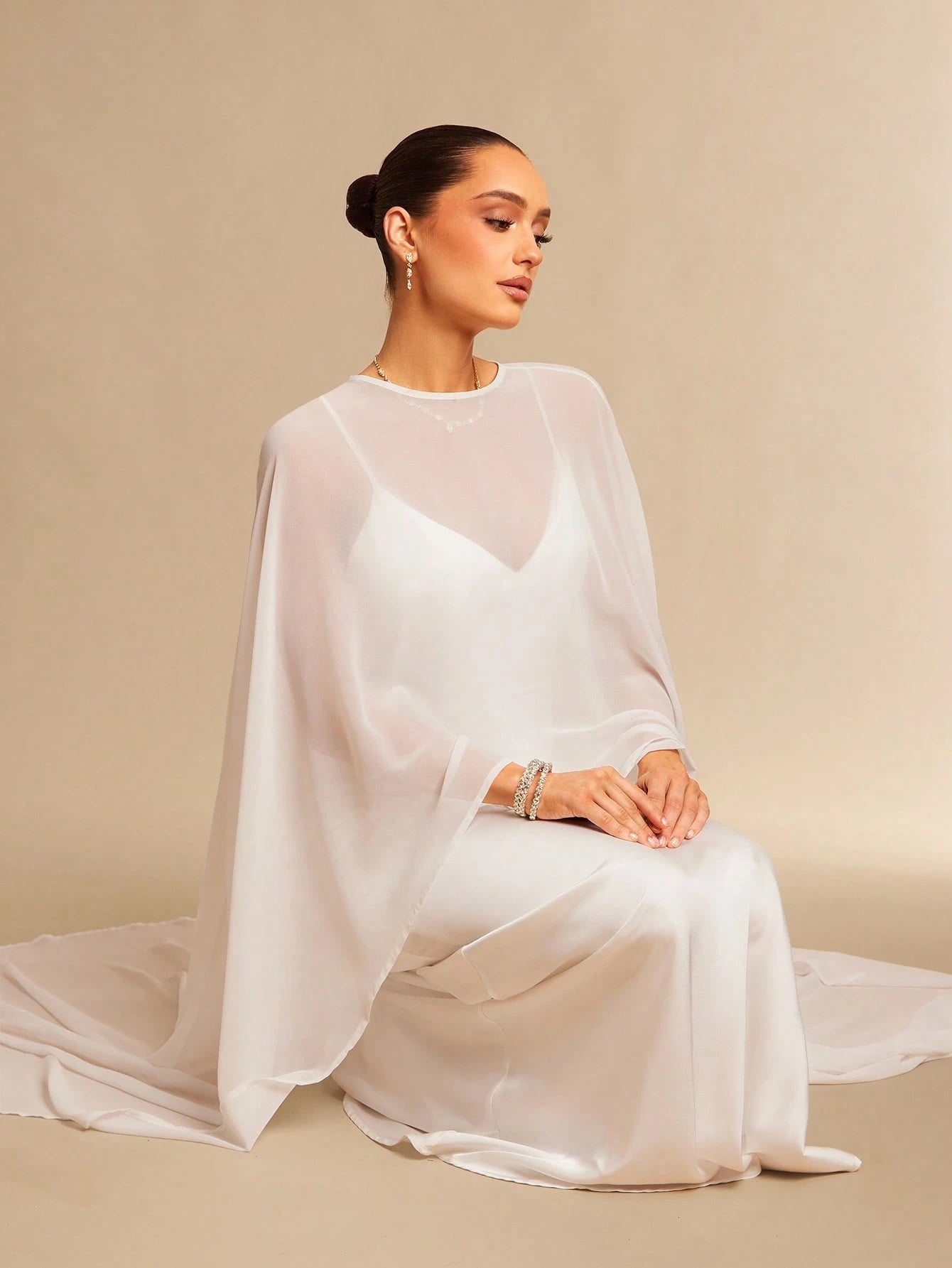 Silquee Off-White Summer Elegant Dining Satin Dress,Chiffon Shawl&Fishtail Hem Gown,Abaya For Women Wedding,Valentine's Day,Nightclub Party,Fitted Long Gown