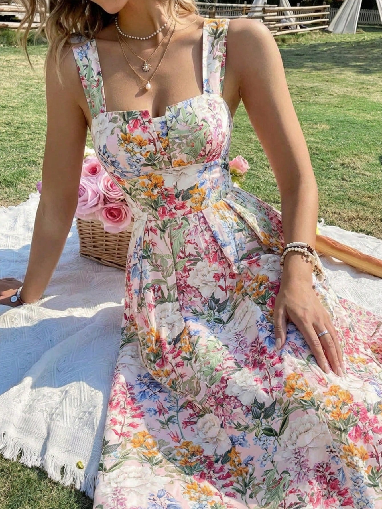 Skyraze Women's White Floral Floral Print Waist Cinched Elegant Modest Tropical Thick Strap Dress,Summer Casual Party Picnic Vacation Sundress Wedding Guest
