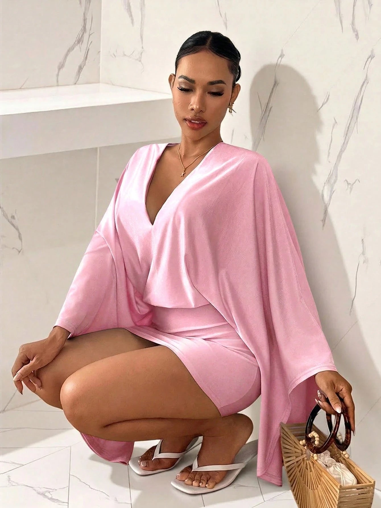 Slaydiva Elegant Mint Blue Deep V Batwing Sleeve Loose Bodycon Mini Dress- Suitable For Valentine's Day Date, Vacation,Pink Dress