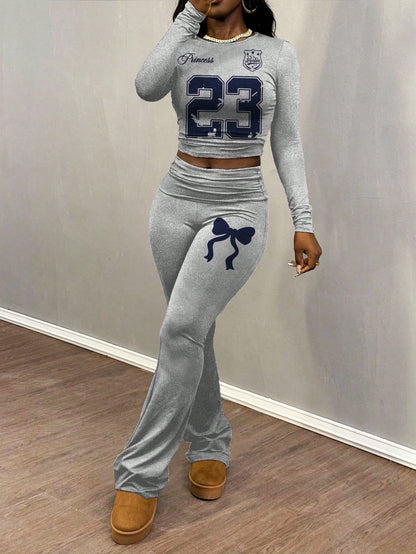 Slaydiva Women's White 2 Pieces Set,Long-Sleeved Crew Neck Graphic Tops Flare Pants,Navy Blue Bow Graphic Streetwear,Autumn Casual Y2k Back-To-School Everyday