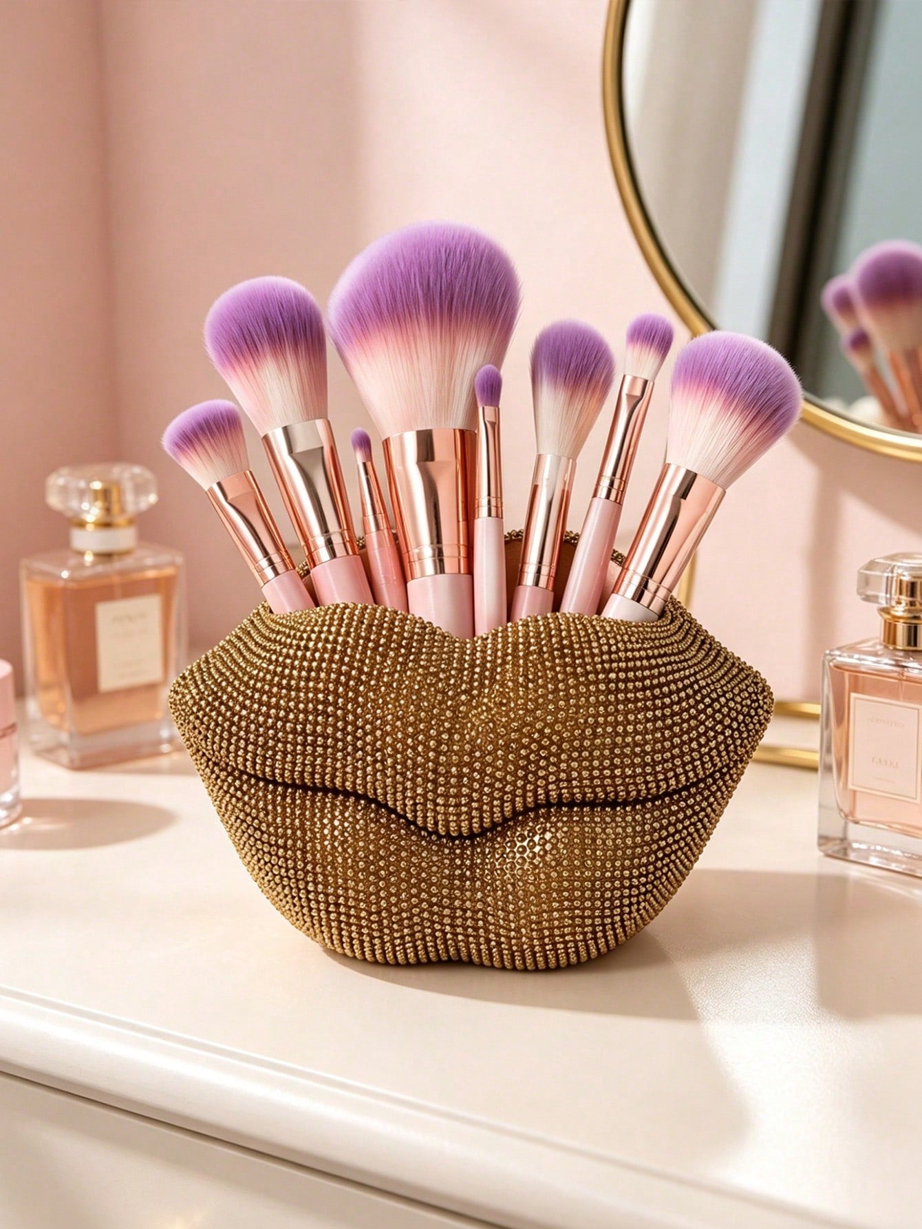 Sparkling Pink Rhinestone Lip-Shaped Makeup Brush Holder- Shiny Resin Lip-Shaped Organizer, Suitable For Storing Brushes, Pens And Makeup Tools On Vanity, Desk And Bathroom Counter. Adds A Bold And C