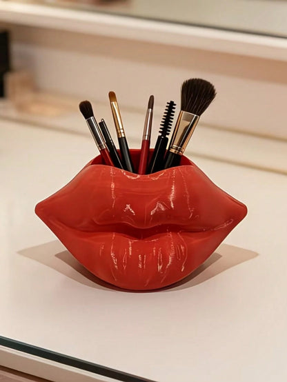 Sparkling Pink Rhinestone Lip-Shaped Makeup Brush Holder- Shiny Resin Lip-Shaped Organizer, Suitable For Storing Brushes, Pens And Makeup Tools On Vanity, Desk And Bathroom Counter. Adds A Bold And C