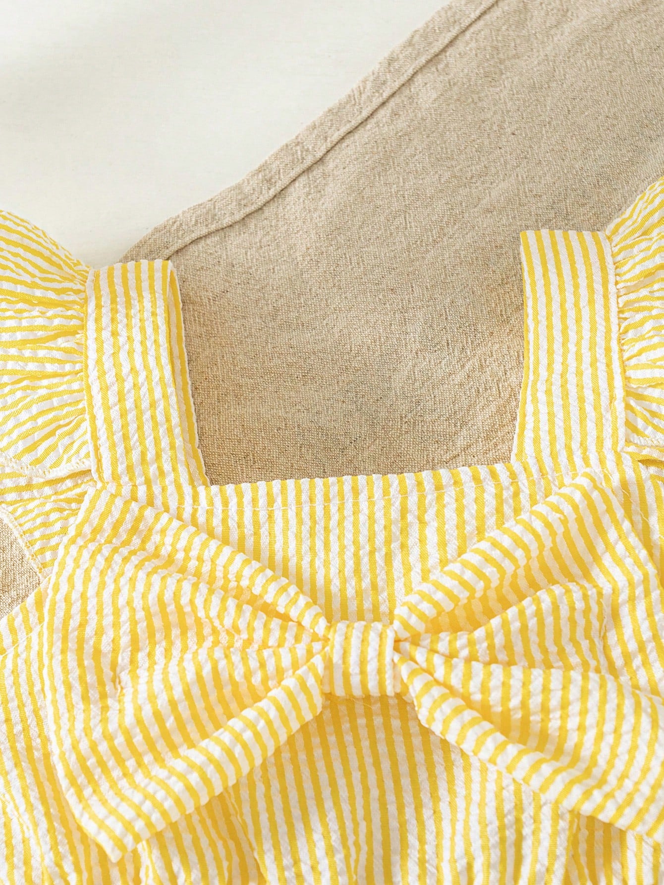 Summer Baby Girls' Striped Bodysuit With Big Bow Decor, Cap Sleeve Bib Overall, Versatile Outfits For Infants, Comes With Sun Hat, Newborn Summer Clothing Gift