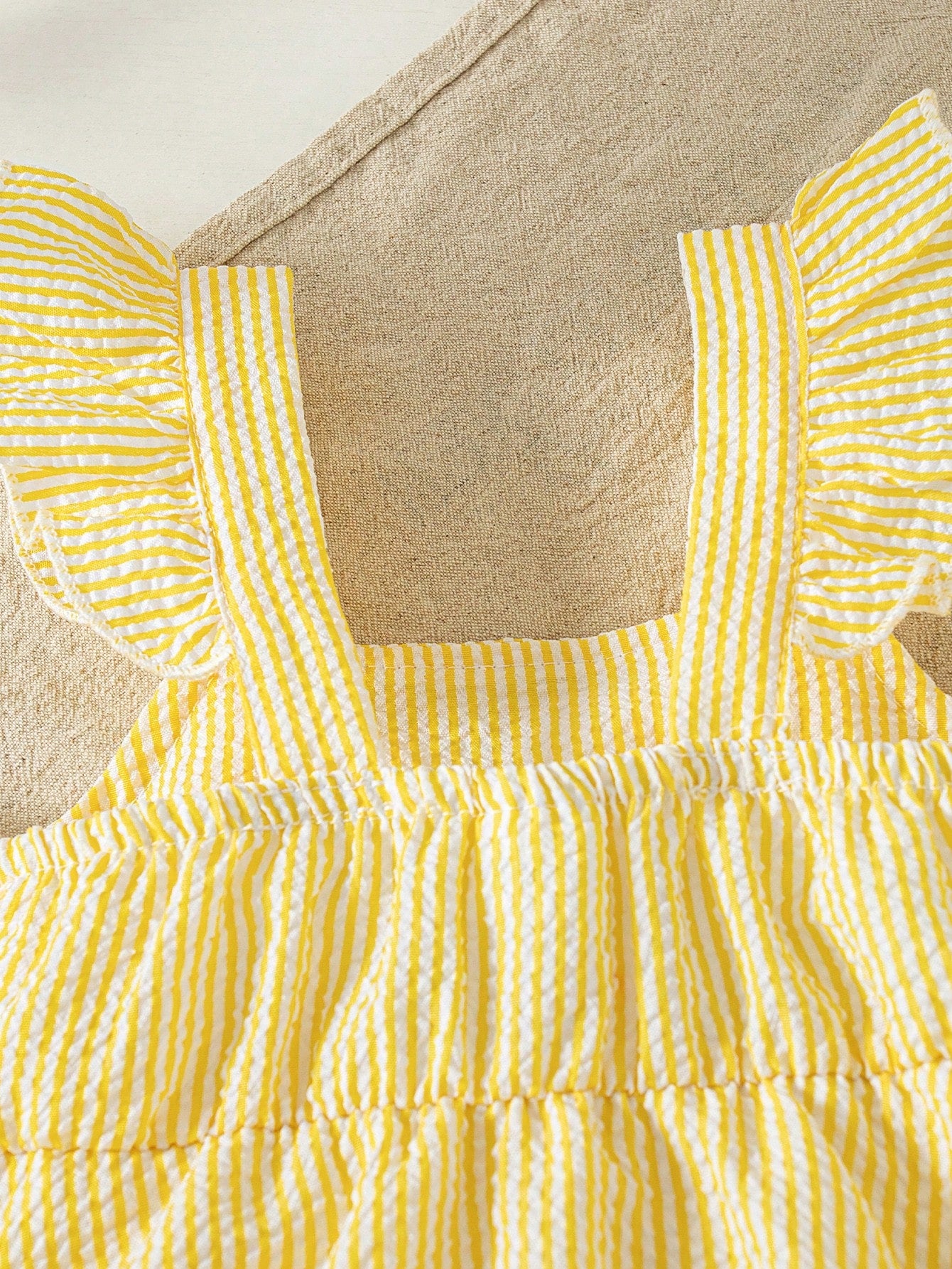 Summer Baby Girls' Striped Bodysuit With Big Bow Decor, Cap Sleeve Bib Overall, Versatile Outfits For Infants, Comes With Sun Hat, Newborn Summer Clothing Gift