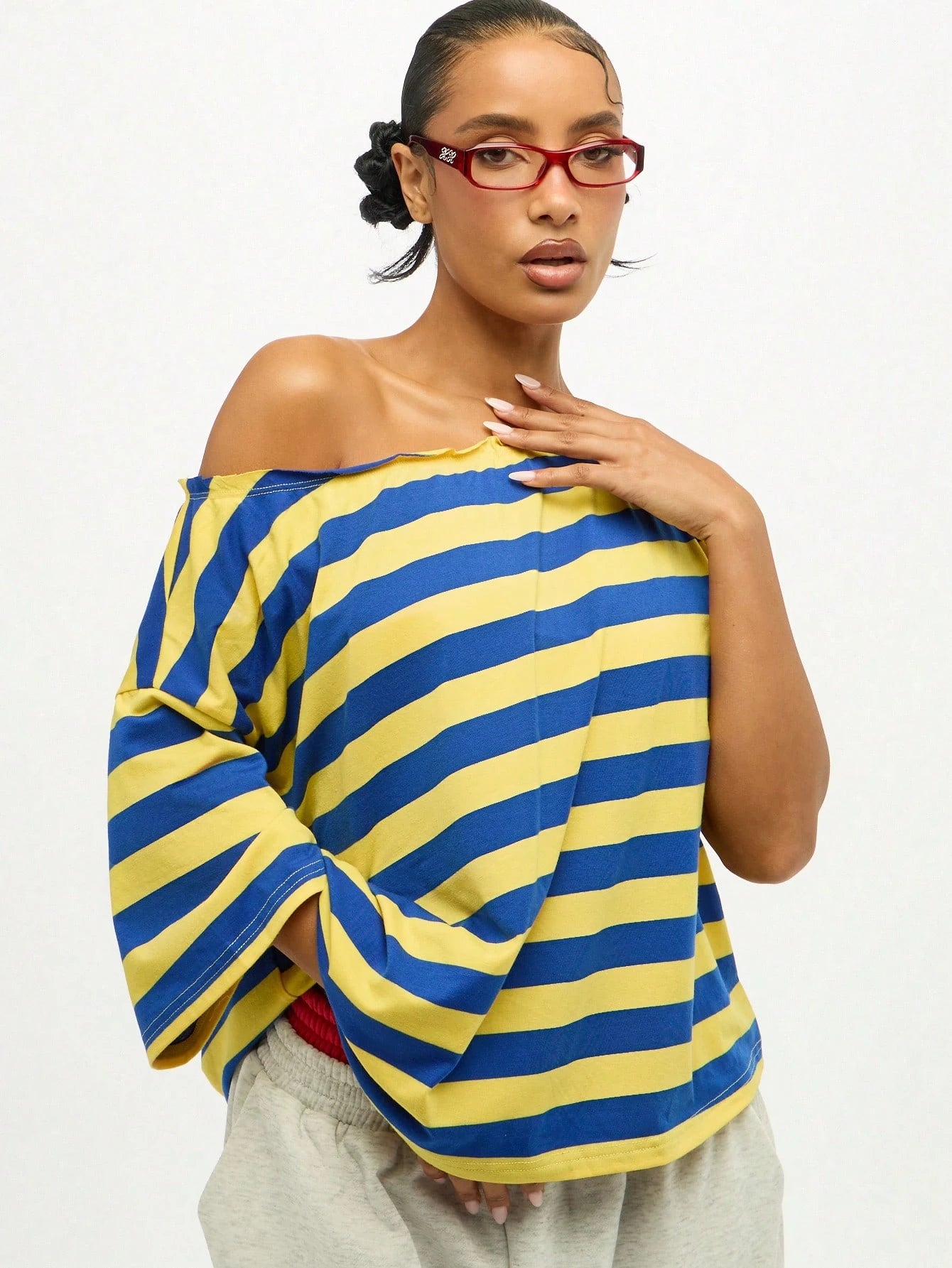 SUMWON Plus Size One Shoulder Striped T-Shirt With Bold Horizontal Pattern Casual Oversized Top