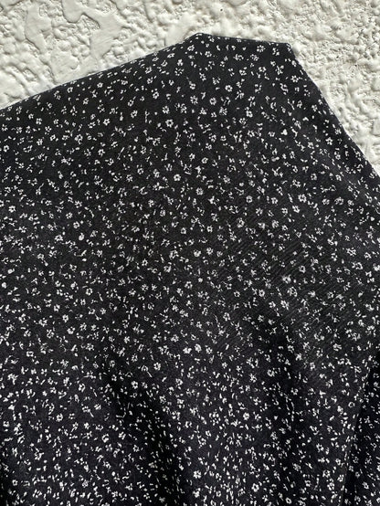 Sunnyshic Women's Long Black Floral Dress With Lace Trim, V-Neck, Halter Neck, Open Back, A-Line, Cinched Waist, Summer Elegant Holiday Vacation, Sweet, Casual Beach Dress