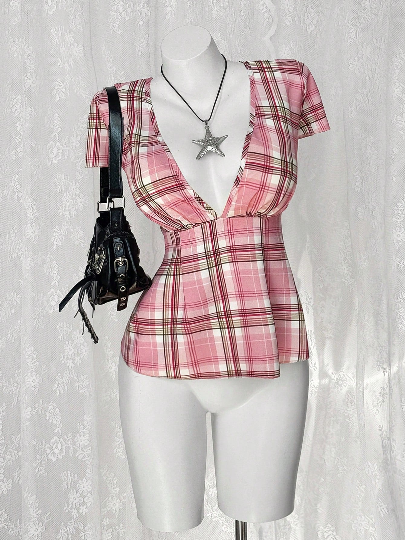 Sunspun Plus Size Vintage Pink Plaid Shirt, Cute Fitted Plaid Striped Casual Comfortable Shirt