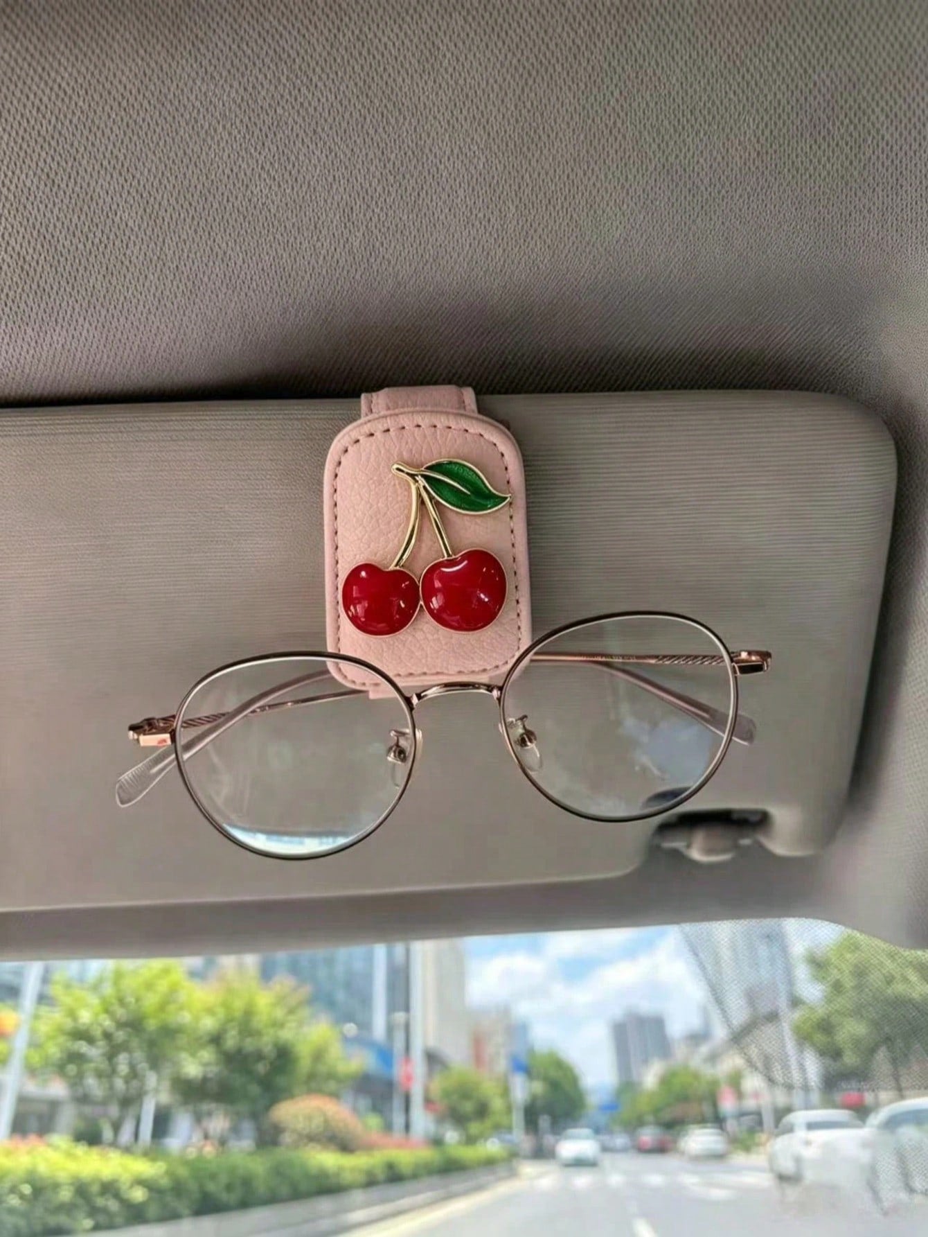 Sweet Red Cherry Leather Car Fashion Glasses Clip, Black & Pink Dual Color Sun Visor Fashion Glasses & Ticket Holder, Girly Cute Car Interior Clip