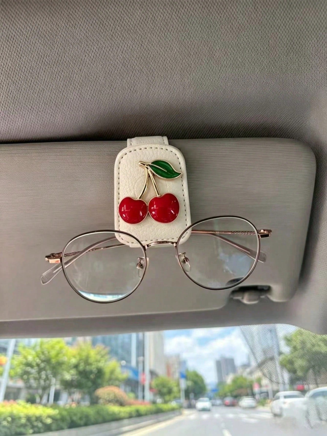 Sweet Red Cherry Leather Car Fashion Glasses Clip, Black & Pink Dual Color Sun Visor Fashion Glasses & Ticket Holder, Girly Cute Car Interior Clip