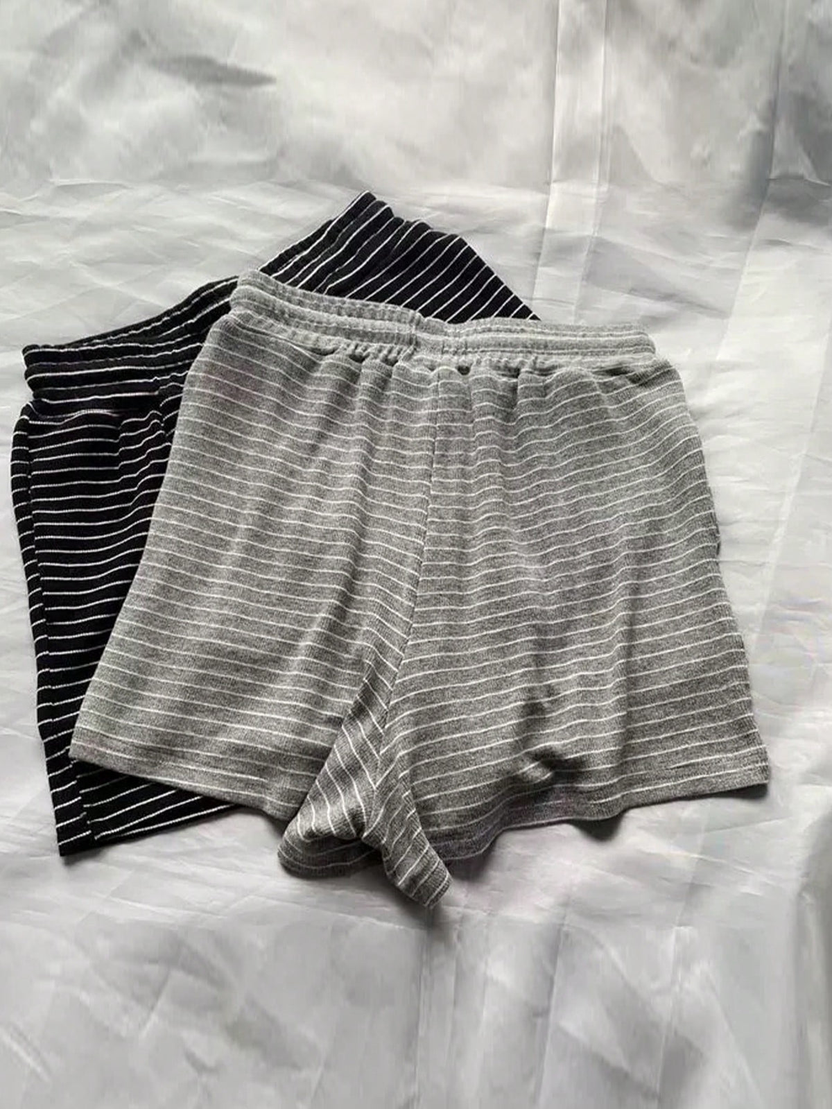 Tseoso 2pcs Set Casual Simple Striped Ladies Home Comfortable Striped Shorts, Summer Suitable For Going Out Women's Sportswear