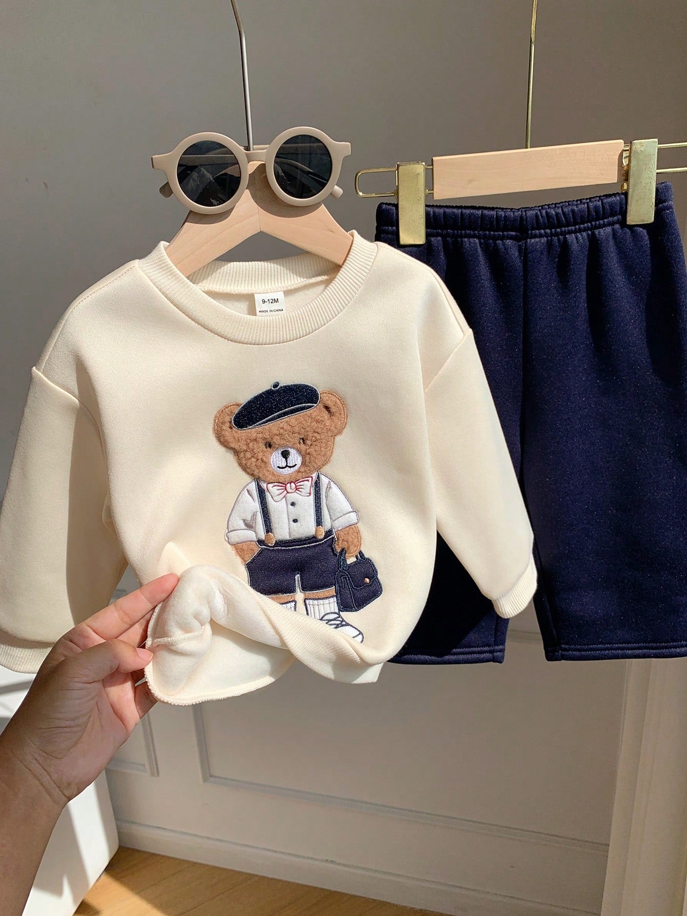 Unisex Baby Boy/Girl Baby Boy 2pcs Autumn/Winter Casual Cute Bear Patchwork Embroidery Pattern Sweatshirt And Pants Set, Sweatshirt Set