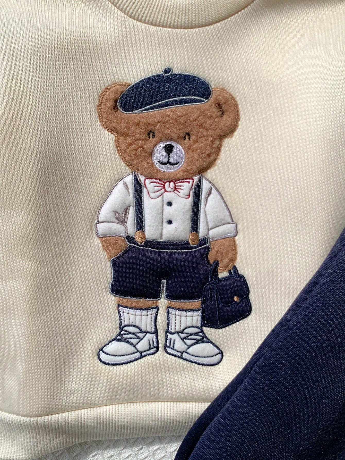 Unisex Baby Boy/Girl Baby Boy 2pcs Autumn/Winter Casual Cute Bear Patchwork Embroidery Pattern Sweatshirt And Pants Set, Sweatshirt Set