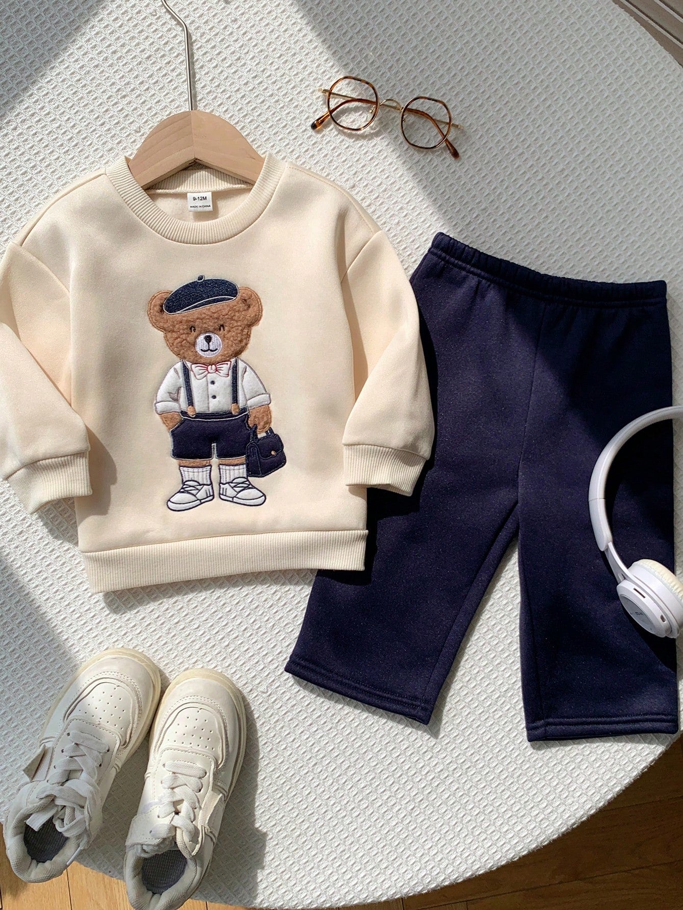 Unisex Baby Boy/Girl Baby Boy 2pcs Autumn/Winter Casual Cute Bear Patchwork Embroidery Pattern Sweatshirt And Pants Set, Sweatshirt Set