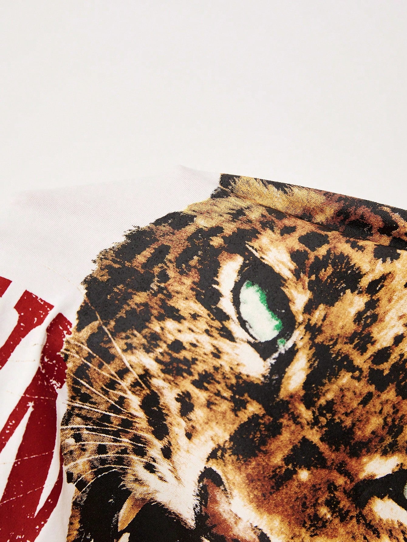 Vadaroq Women's Plus Size White Summer Fall Casual Oversize T-Shirt Leopard Graphic Print Asymmetrical Neck Short Sleeve Top Y2K Date Club Formal Cotton