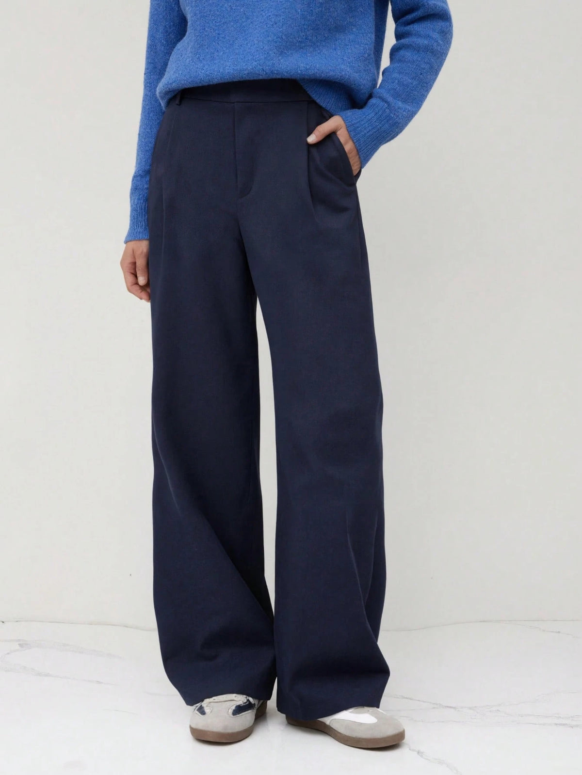 Vela Rue Minimalist Design Thin Slightly Sheer Navy Blue Solid Color Suit Pants With Zipper And Hook Closure Wide Leg Slimming All-Season Fashion Trousers
