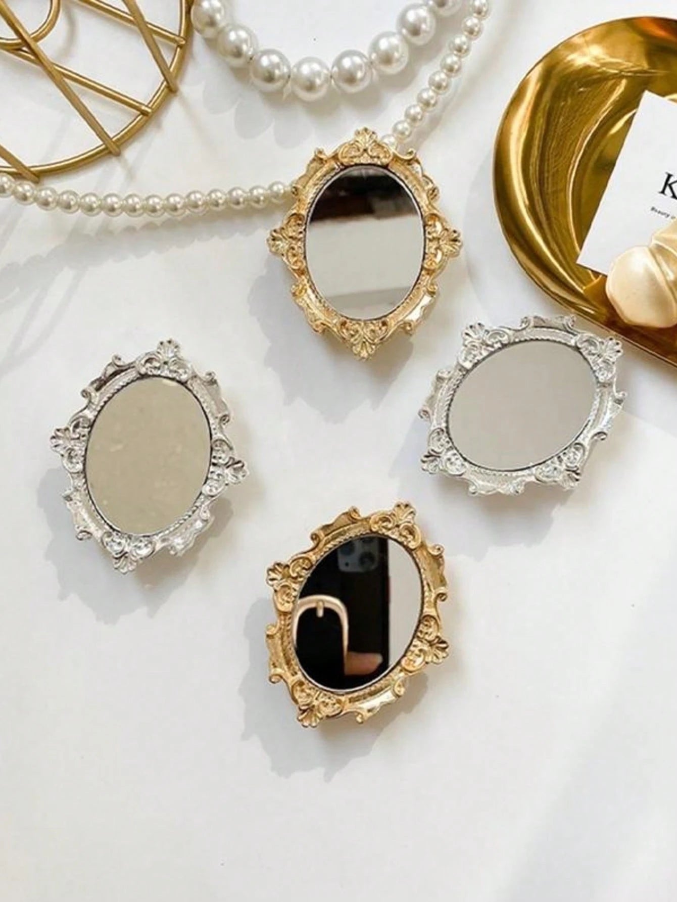 Vintage Pattern Mirror Creative Phone Air Cushion Stand, Adhesive Foldable Slouchy Desktop Round Mirror Stand, Perfect Phone Gift, Halloween Gift, Christmas Gift, Suitable For IPhone, Android Phones