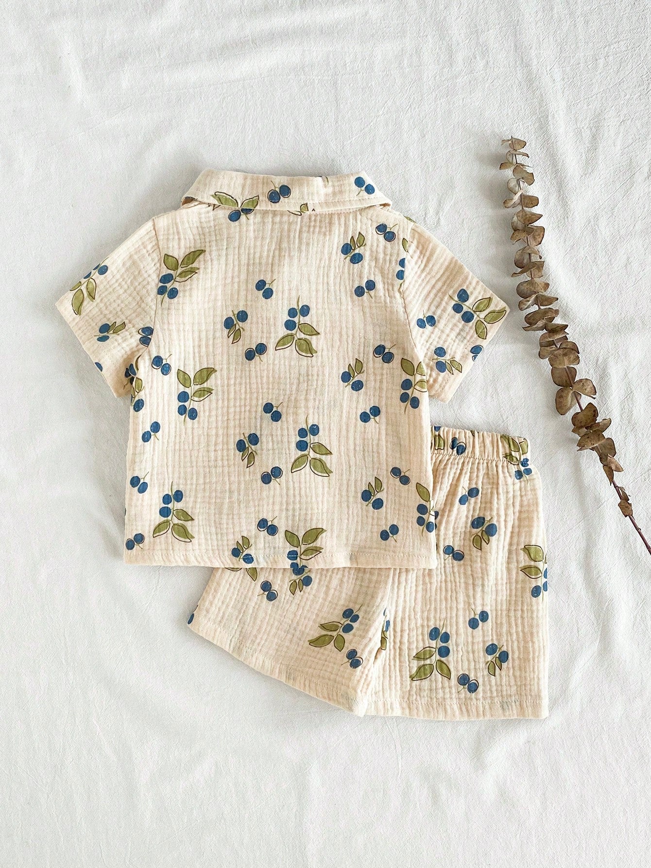 Vintaside Kids Baby Boy Summer Casual Cute Leaf Print Shirt And Shorts Set Vacation Holiday Beige