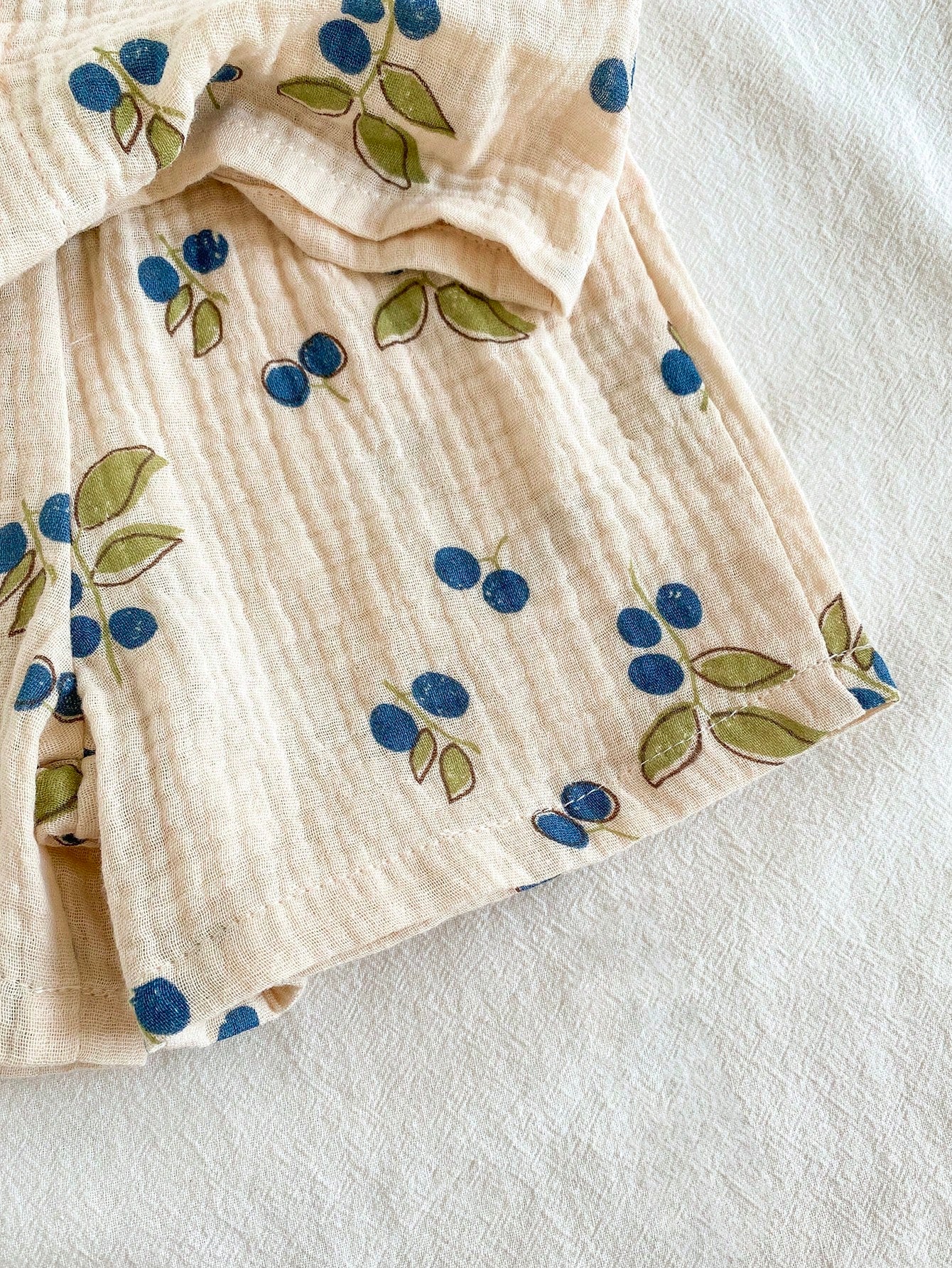 Vintaside Kids Baby Boy Summer Casual Cute Leaf Print Shirt And Shorts Set Vacation Holiday Beige