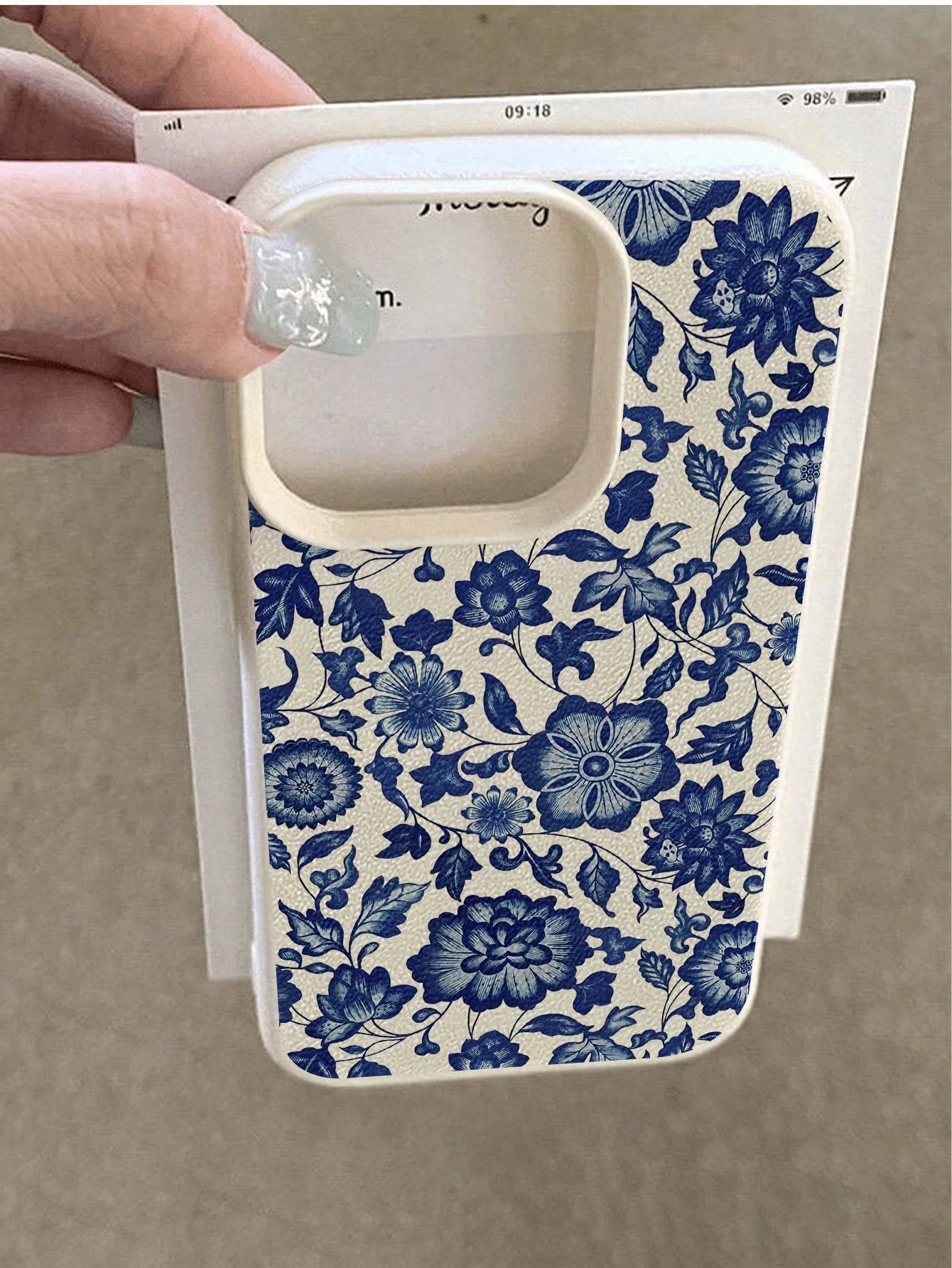 WeiMi 1pc Fashionable Floral Pattern Waterproof Anti-Fall Anti-Slip Soft Phone Case, Compatible With Apple, And Phones