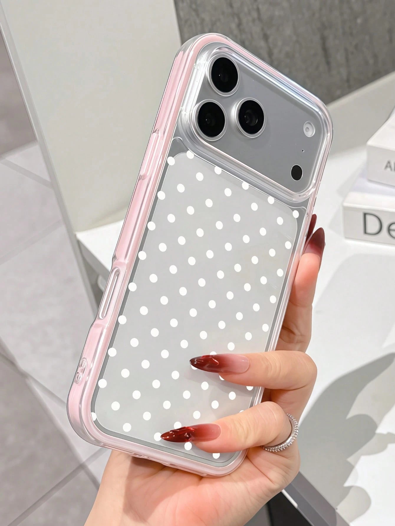 White Polka Dot Shockproof Fashion Phone Case Contrast Color Transparent Cover Compatible With 16/16 Pro/16 Plus, 15/15 Plus/15 Pro/15 Pro Max, 17/17 Pro/17 Pro Max, 12/13 Mini, 13/13 Pro Max, 11/11 P