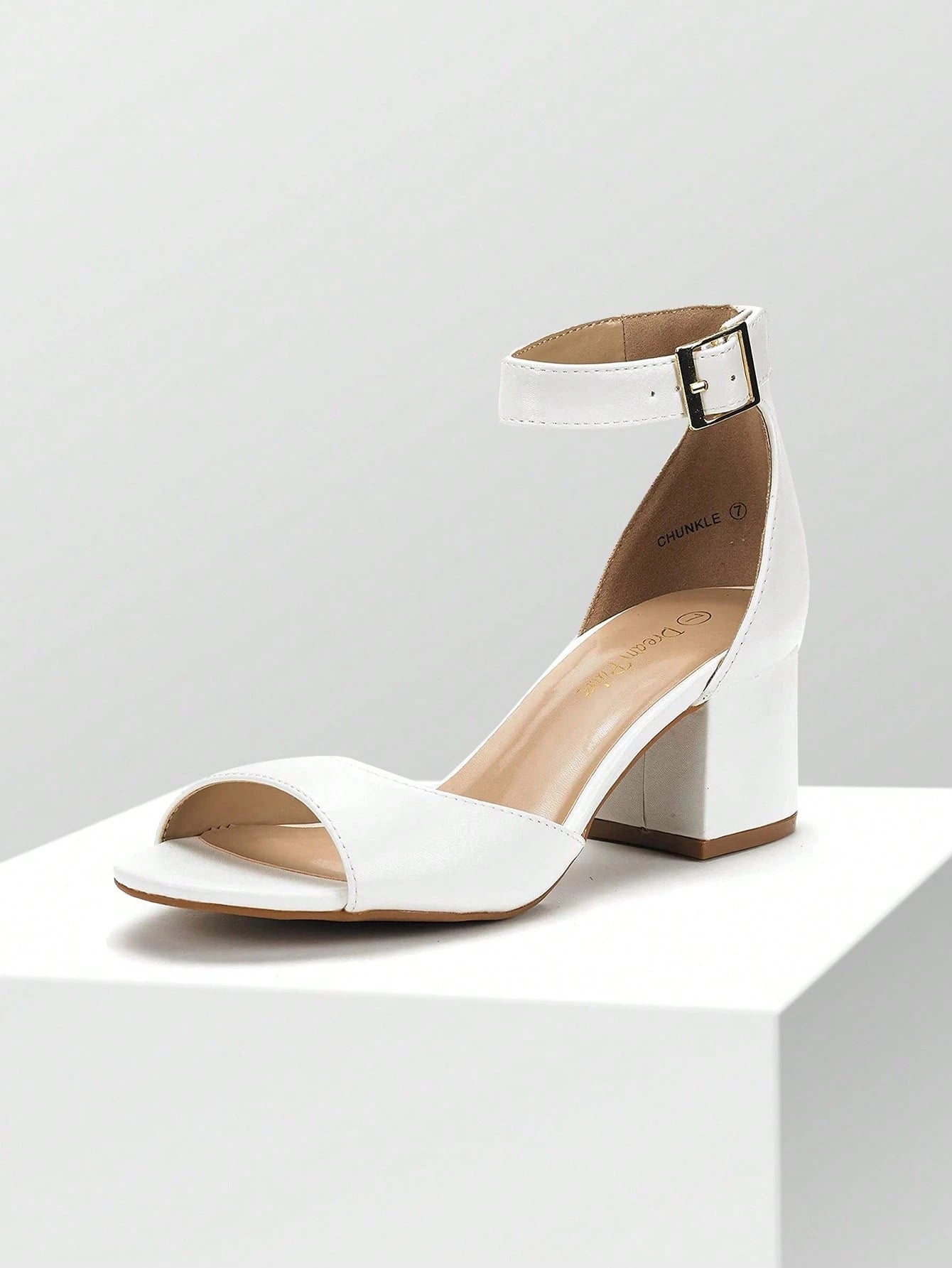Women Glamorous Chunky Block Low Heeled Sandals Comfortable Open Toe Ankle Strap Heeled Sandals For School Commute Daily Walking Wedding Party Prom