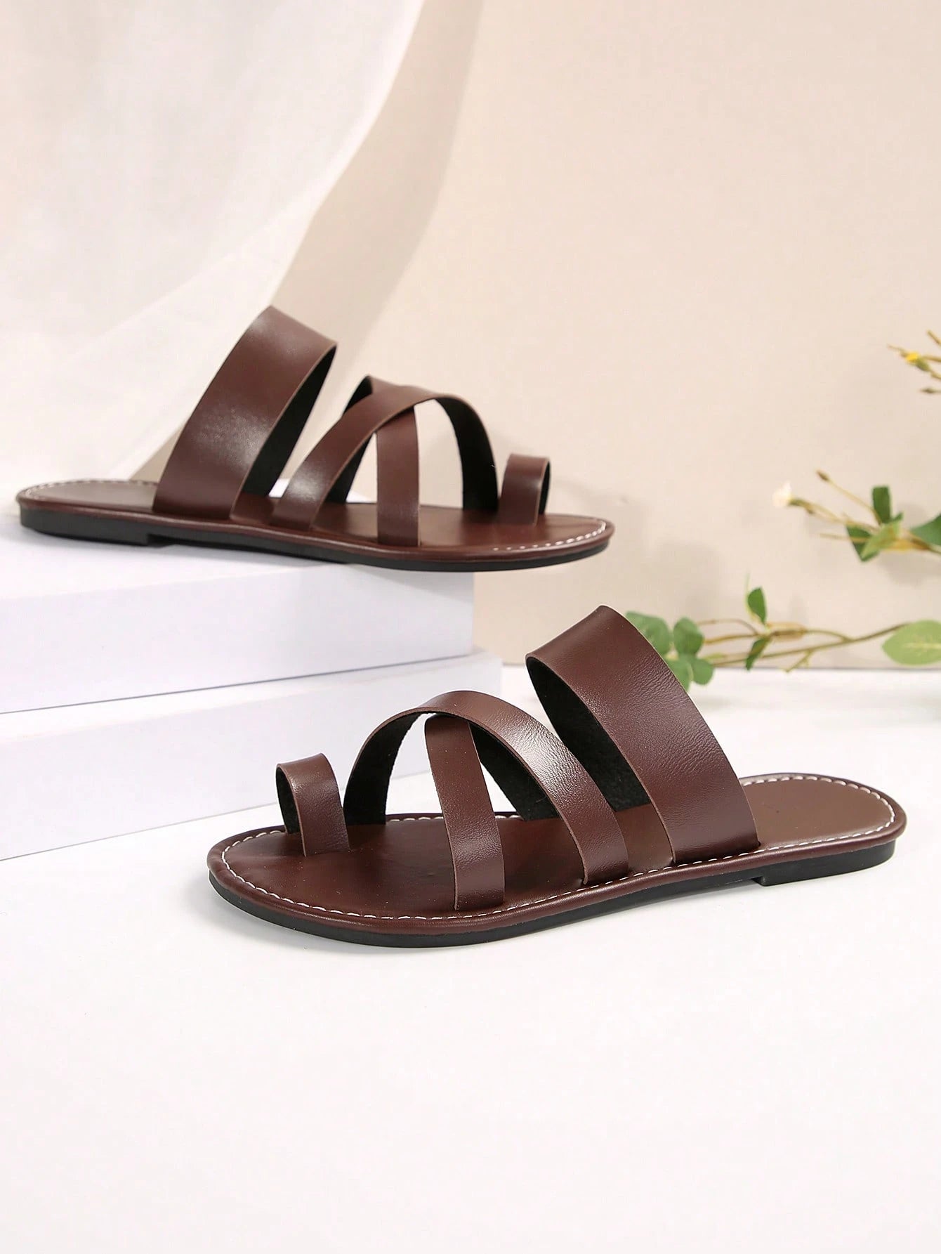 Women Open Toe Asymmetrical Strap Flat Slides, Spring Summer Round Toe Roman Sandals For Indoor Outdoor Vacation