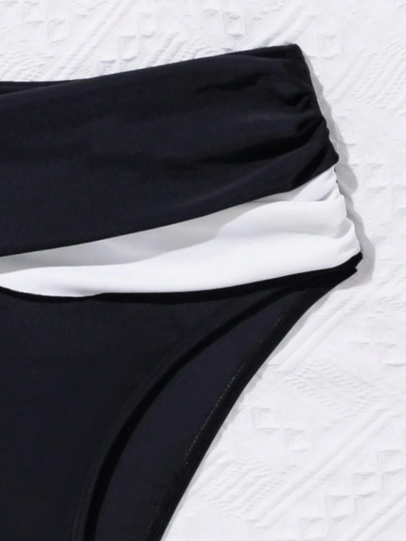 Women's Color-Blocking Sexy Bikini Bottoms With Criss-Cross Detail Summer