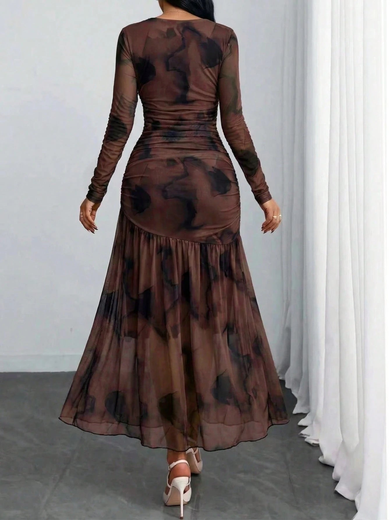 Women's Gothic Sexy Elegant Modern Contrast Stripe Asymmetrical Ruffle Waist Double-Layer Mesh Long Sleeve Dress, Suitable For Dates, Vacations And Daily Commute Spring