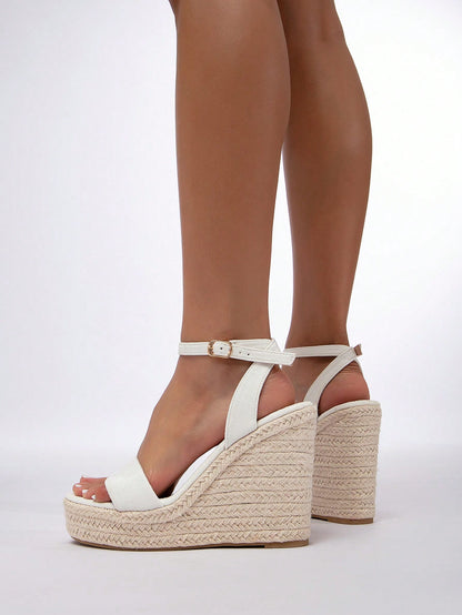 Women's Summer Beach Vacation Style Casual Breathable Linen Rope Round Toe Thick Sole Sandals,Travel Essential
