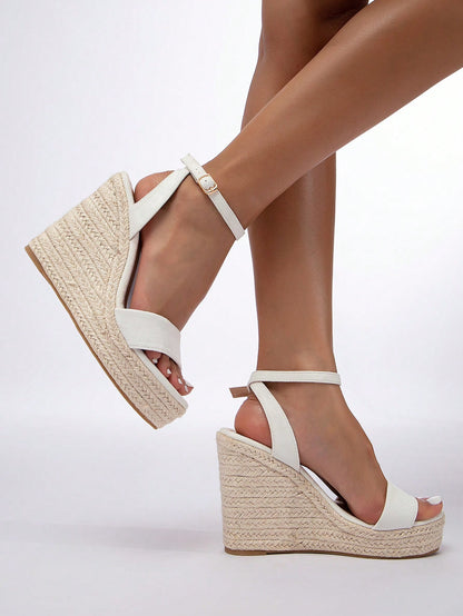 Women's Summer Beach Vacation Style Casual Breathable Linen Rope Round Toe Thick Sole Sandals,Travel Essential