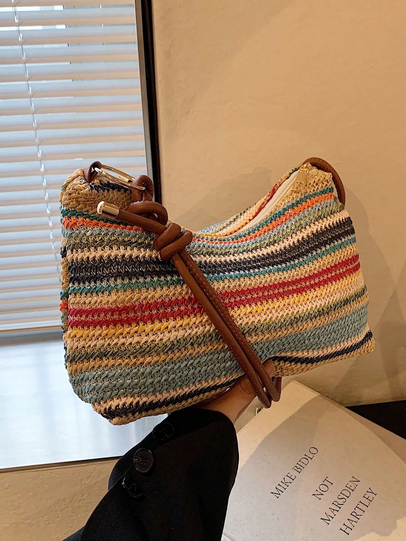 Women's Summer New Straw Woven Small Bag, Minimalist Textured Shoulder Bag, Crossbody Bag, Ultra-Light Mini Straw Material Shoulder Bag, Beach Bag, Straw Material