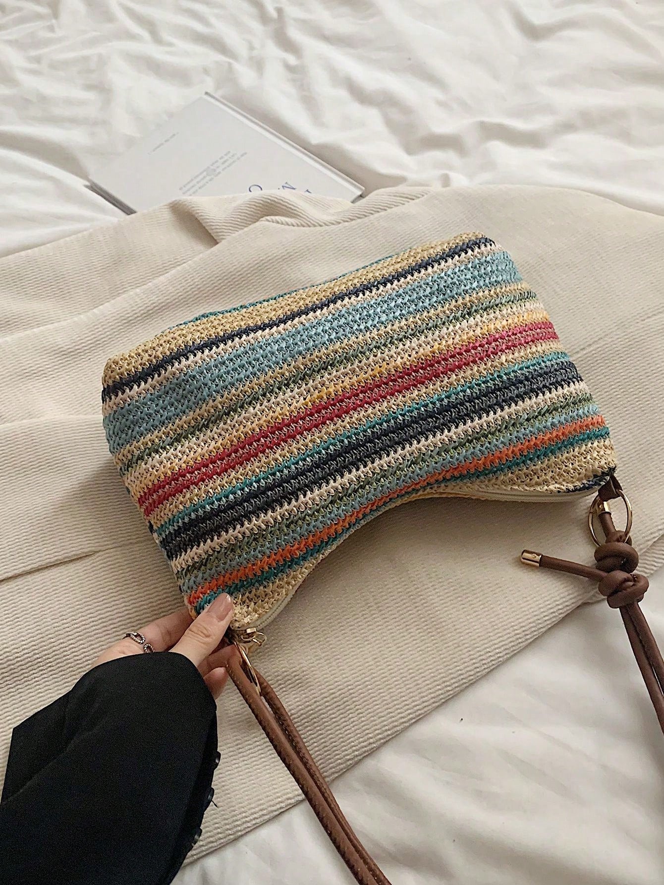 Women's Summer New Straw Woven Small Bag, Minimalist Textured Shoulder Bag, Crossbody Bag, Ultra-Light Mini Straw Material Shoulder Bag, Beach Bag, Straw Material