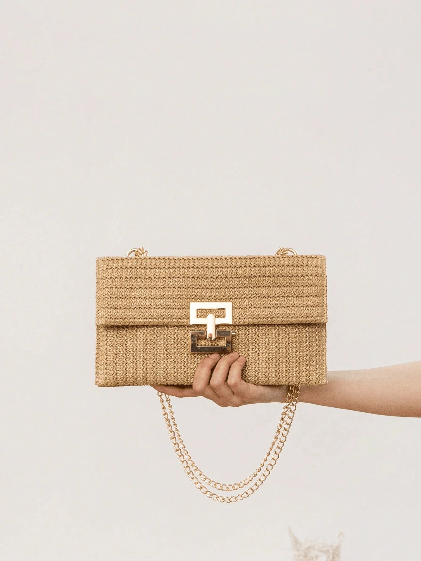 Women Twist Lock Flap Straw Beach Bag Chain Woven Purse Clutch